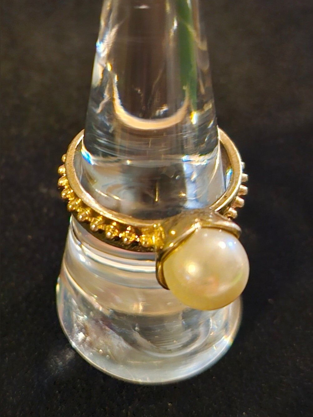 Source Unknown Gold Pearl Bead Accent Ring - White Pearl